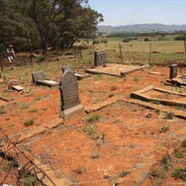Mpumalanga, BELFAST district, Tonteldoos, Klipbankspruit 76 JT, farm cemetery_4