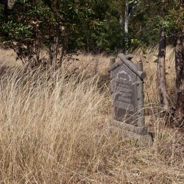Mpumalanga, BELFAST district, Dullstroom, Elandskloof 321 JT, farm cemetery_2